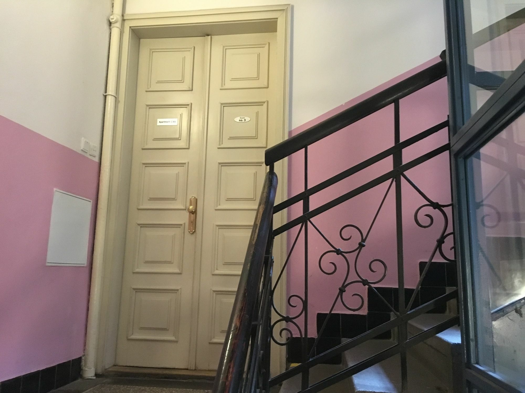 Hostel Rosemary Прага Экстерьер фото