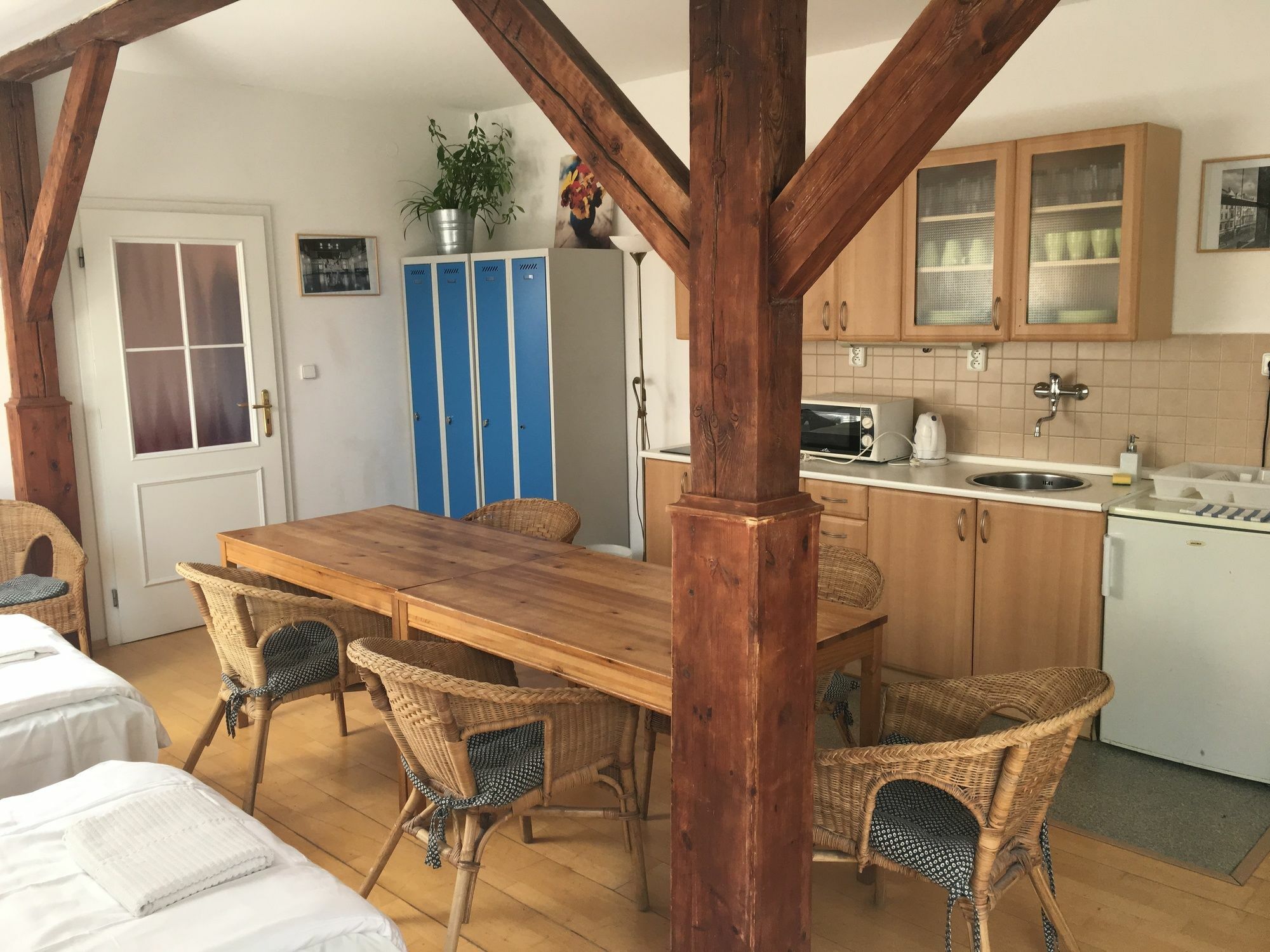 Hostel Rosemary Прага Экстерьер фото